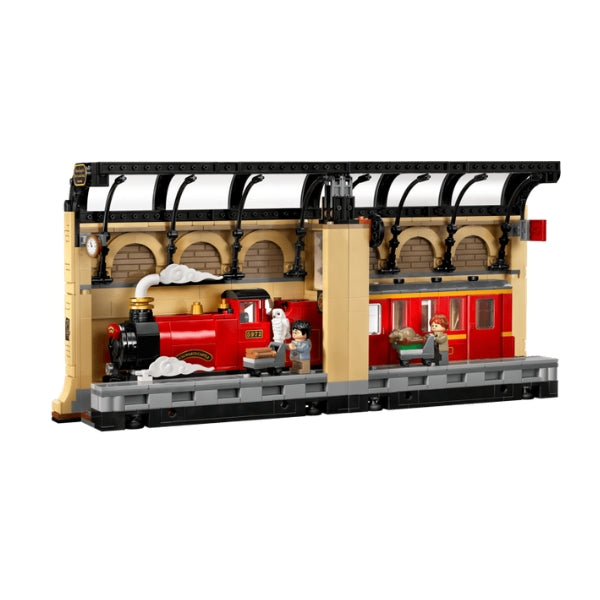 Compatible - Book Nook Hogwarts Express (76450)